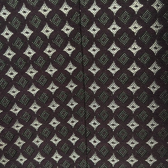 Tuxedo jacket. Size M. Purple and black jacquard with black shawl collar.  NWT - Picture 8 of 10